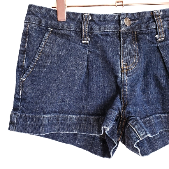 American Rag Denim Dark Wash Shorts Size 7 - Picture 2 of 5